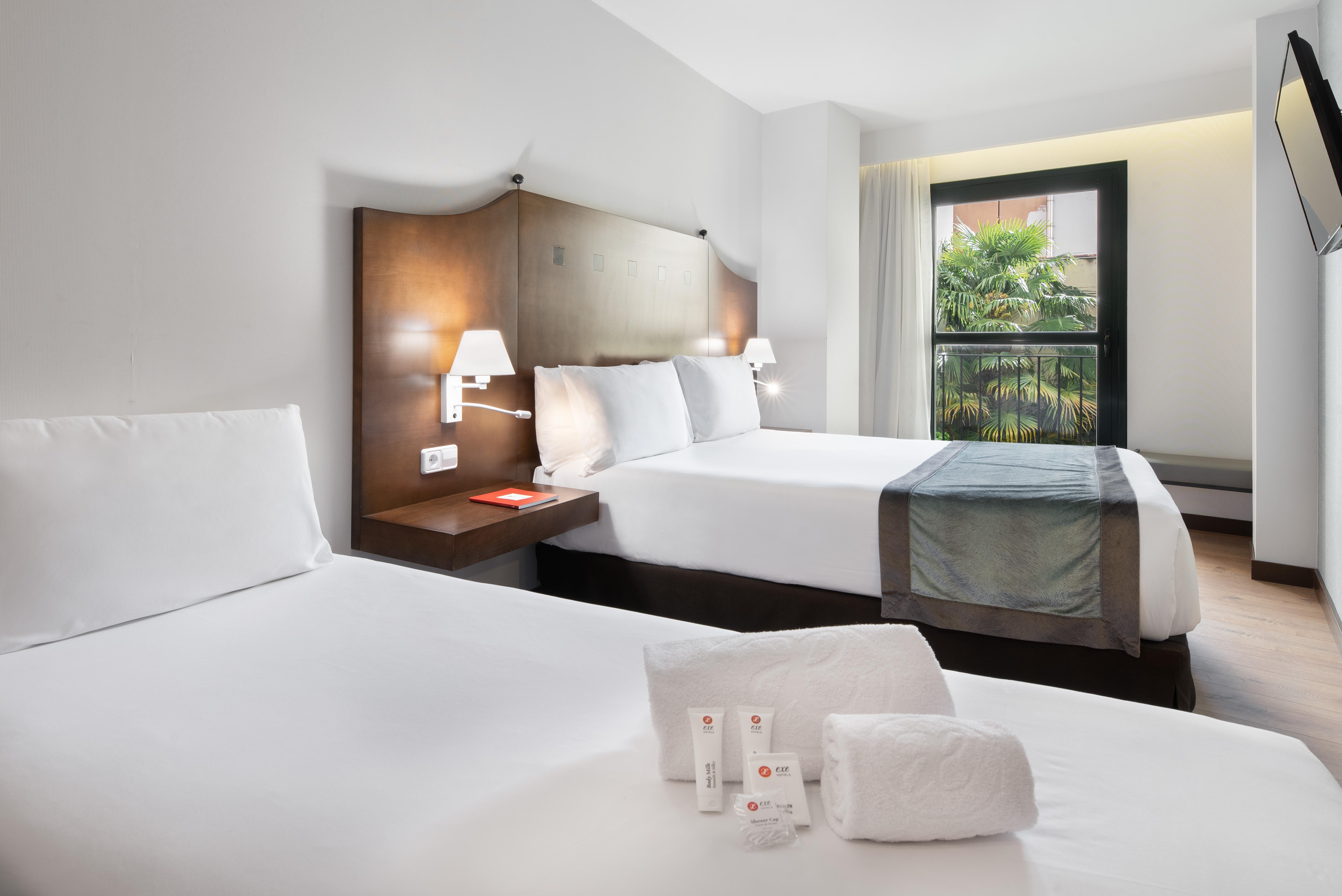 Exe Agora Caceres Hotell Eksteriør bilde
