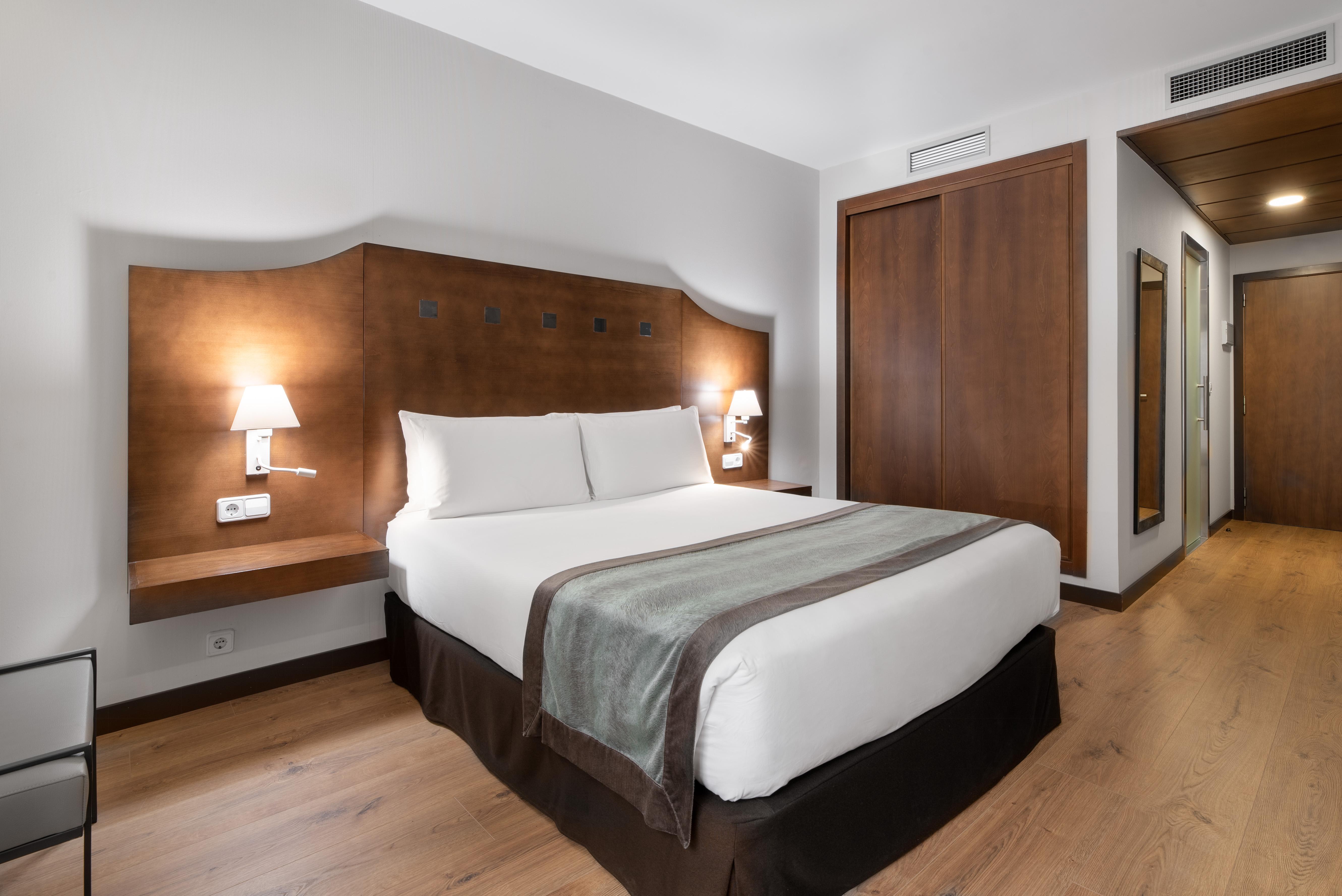 Exe Agora Caceres Hotell Eksteriør bilde