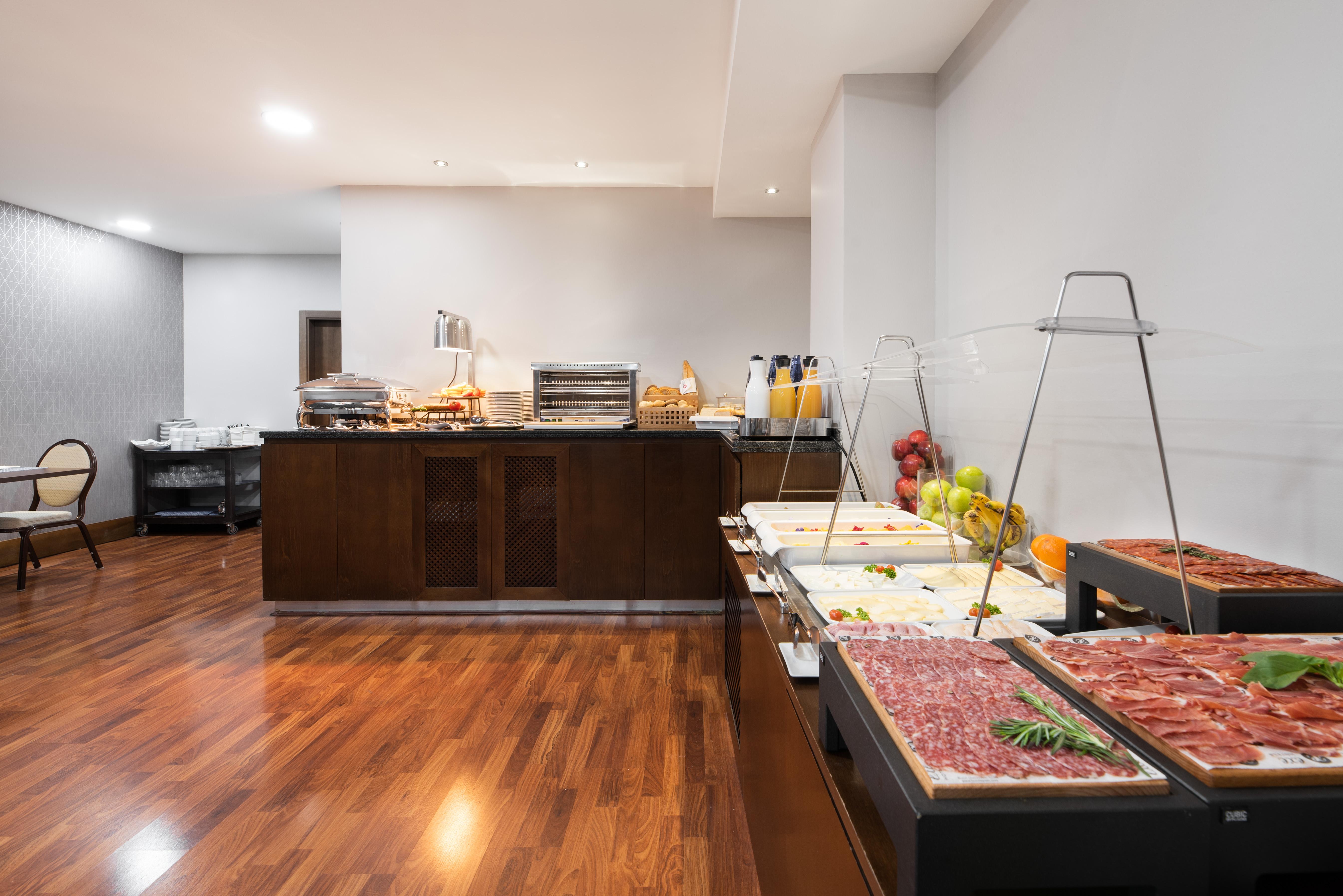 Exe Agora Caceres Hotell Eksteriør bilde