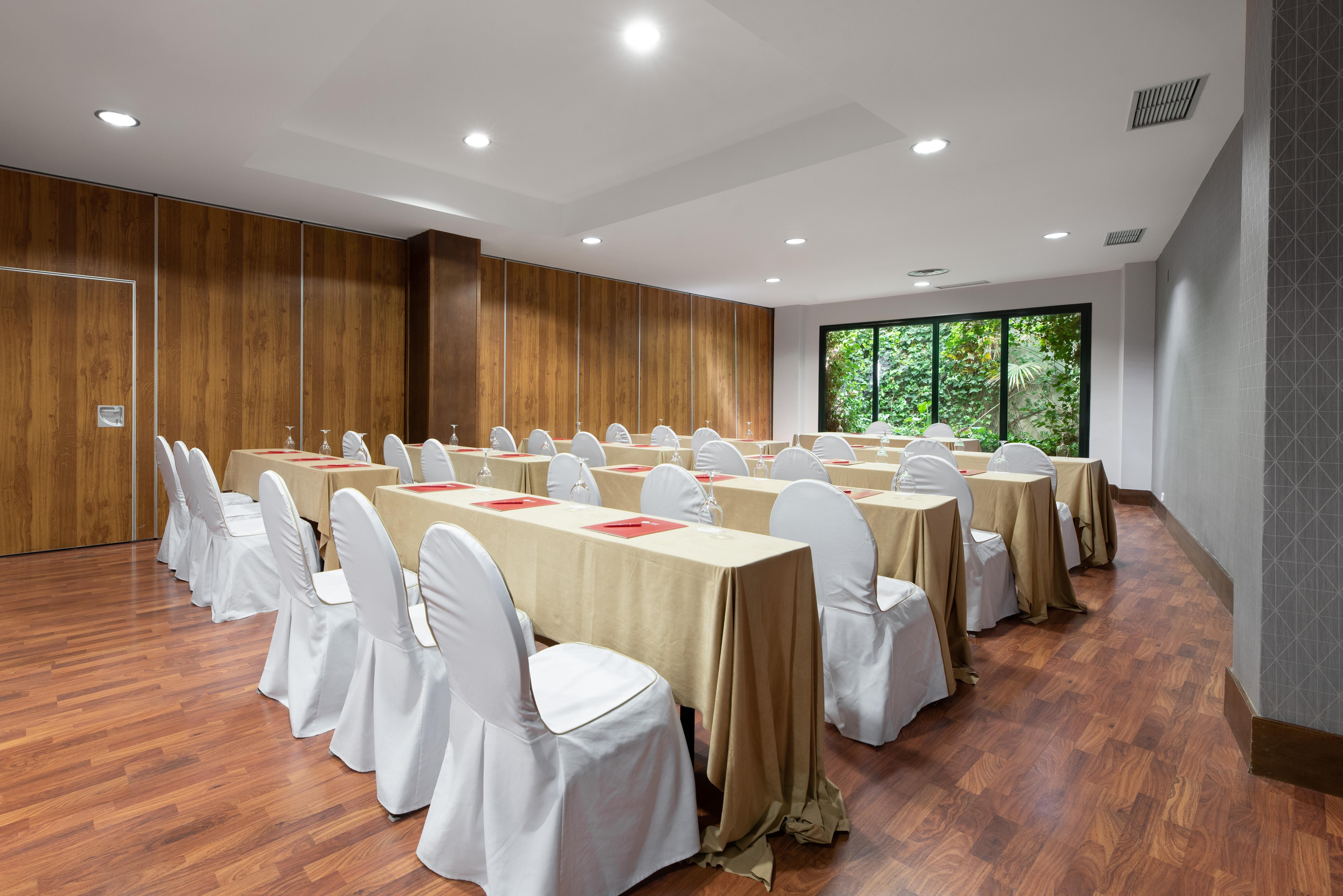Exe Agora Caceres Hotell Eksteriør bilde