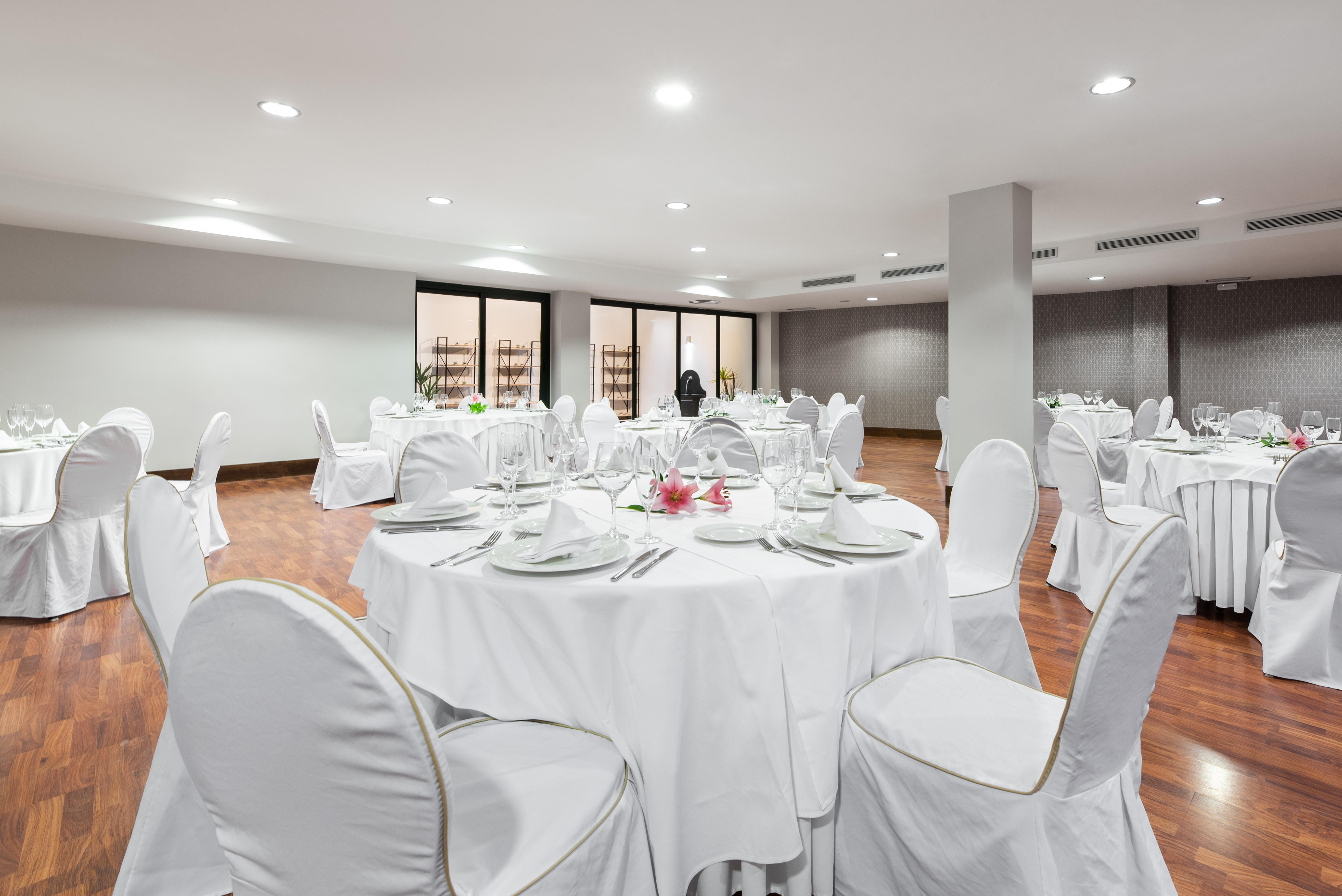 Exe Agora Caceres Hotell Eksteriør bilde