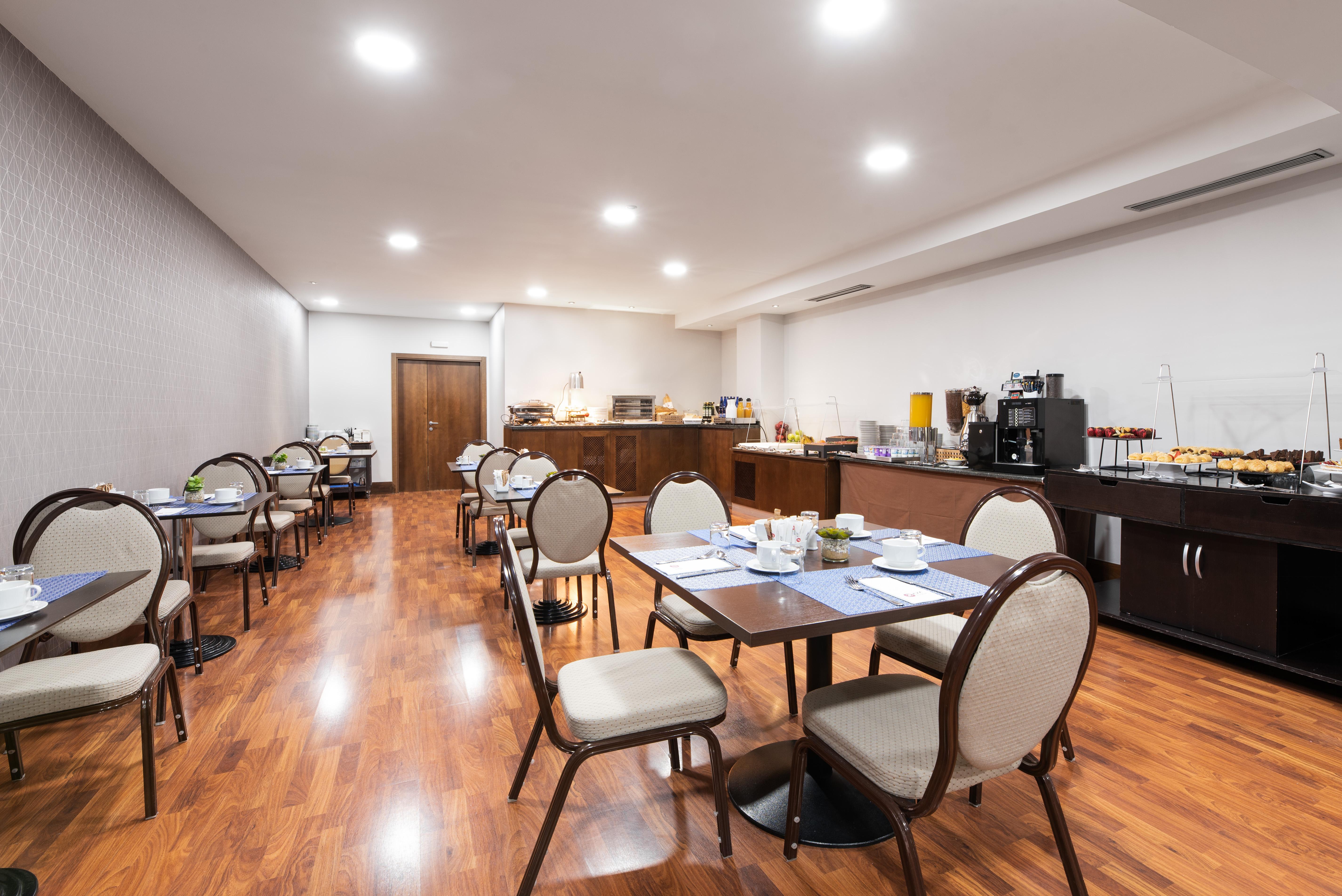 Exe Agora Caceres Hotell Eksteriør bilde