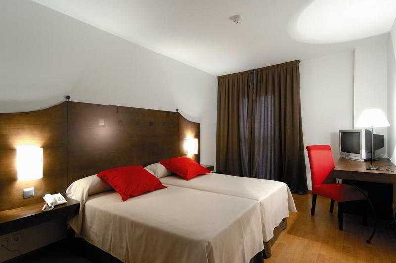 Exe Agora Caceres Hotell Eksteriør bilde